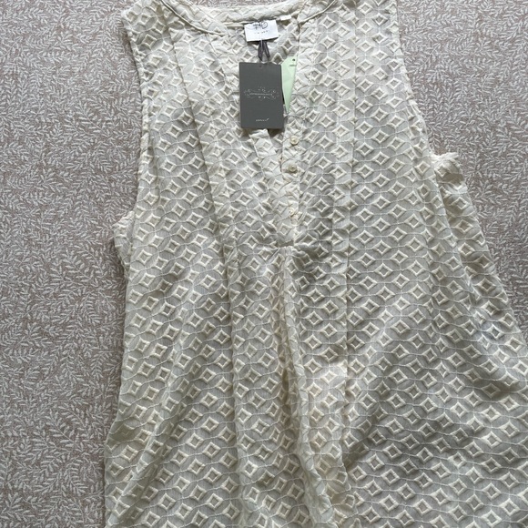 HD in Paris Anthropologie High Low Tunic in Cream - Picture 3 of 11